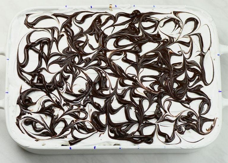 Marshmallow Chocolate Poke Cake Laptrinhx News