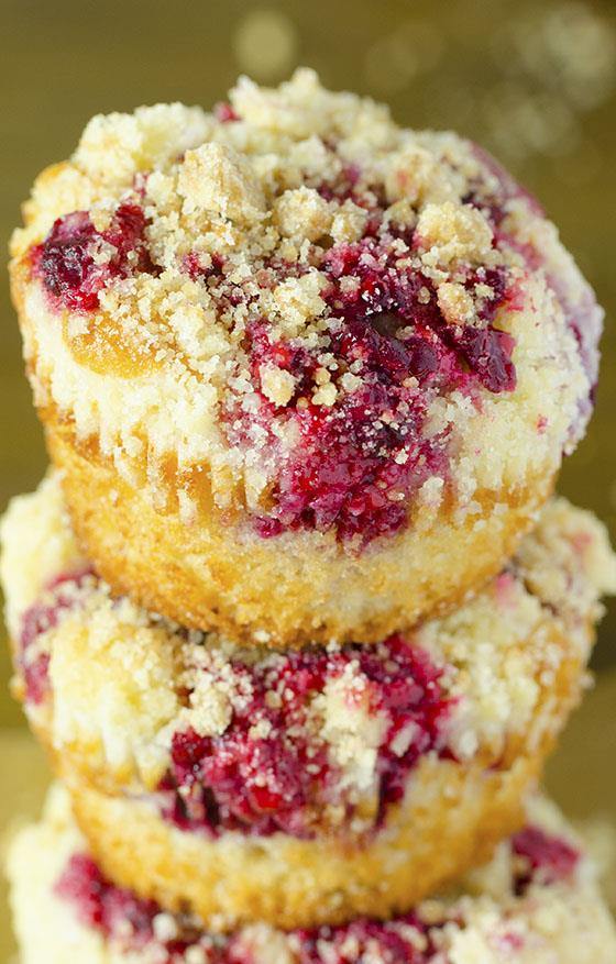 Lemon Raspberry Streusel Muffins