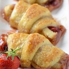 Strawberry Dumplings-image