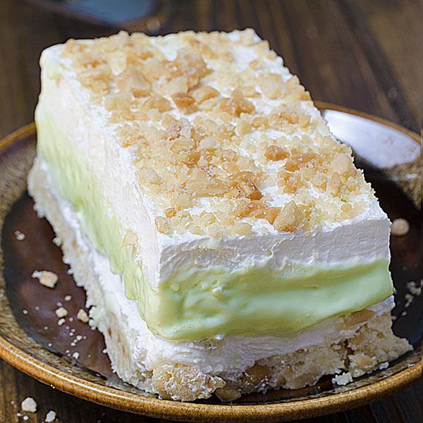 Key Lime Pie Lasagna is cool, light and creamy summer dessert with sweet and tart layers of yumminess.