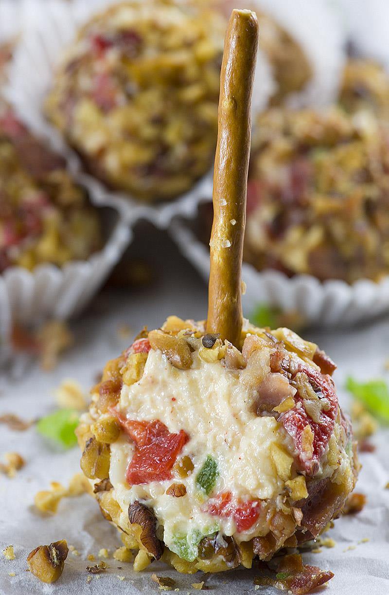 Jalapeno Pimento Cheese Balls are quick and easy, last minute appetizers perfect for New Year's Eve or fun and festive Super Bowl party.