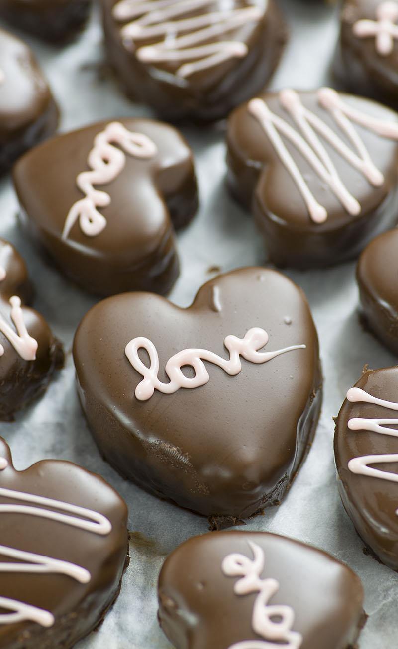 Chocolate Chip Cookie Dough Valentine’s Hearts | Valentine's Day Dessert Recipes