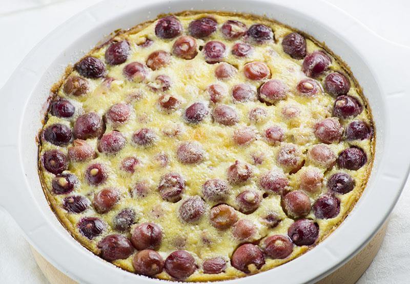 Have you ever tried Cherry Clafoutis before?! It is delicious dessert made with fresh, sweet, juicy cherries that it’s ridiculously easy to make and totally budget friendly!!!