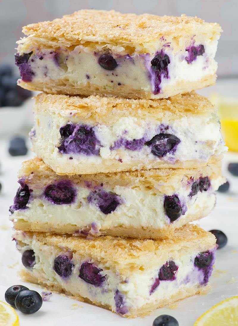 Sopapilla Blueberry Cheesecake Bars | Sopapilla Cheesecake Recipe