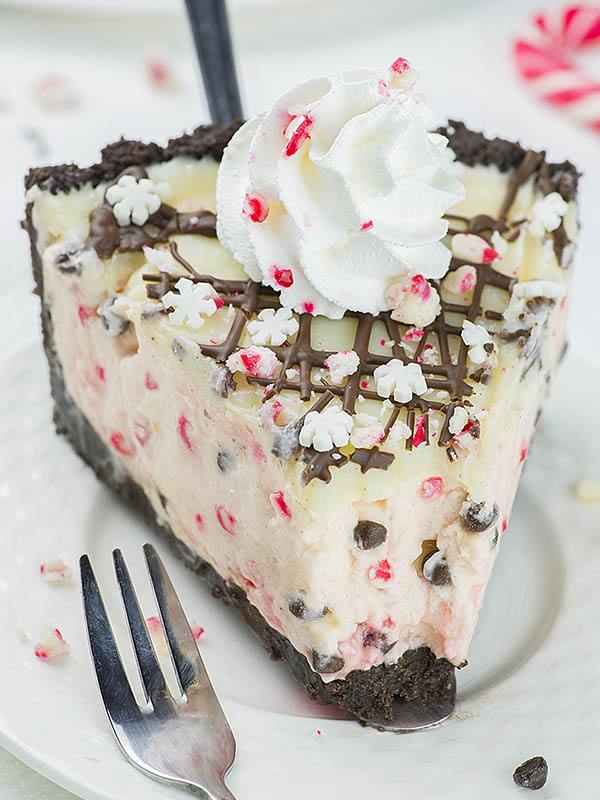 https://omgchocolatedesserts.com/wp-content/uploads/2016/11/Candy-Cane-Pie-featured-1.jpg