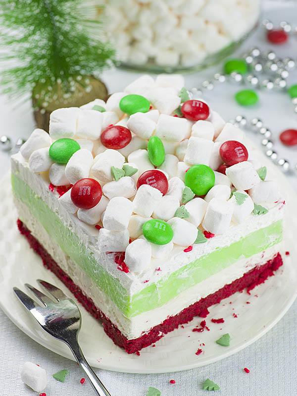 Christmas Lasagna | Layered Christmas Dessert Recipe With Peppermint