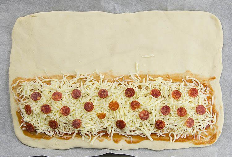 easy-pizza-breadsticks-step-1