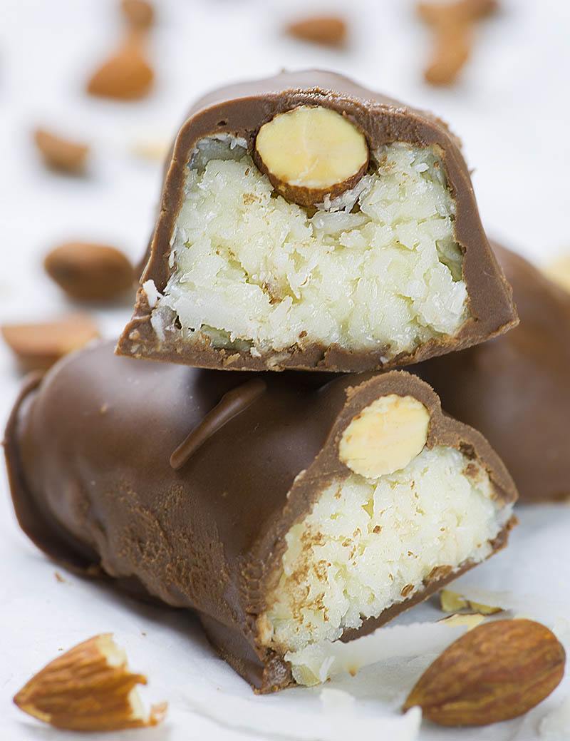 Homemade Almond Joy Candy Bars - this is the best sweet treat I’ve ever tried and the recipe is so simple and easy to make!!! 