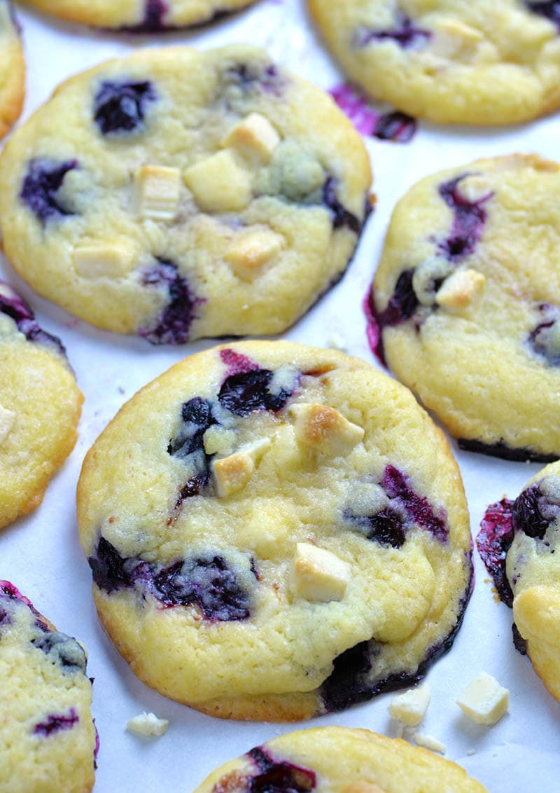 Big blueberry cookie rounded with many other cookies.