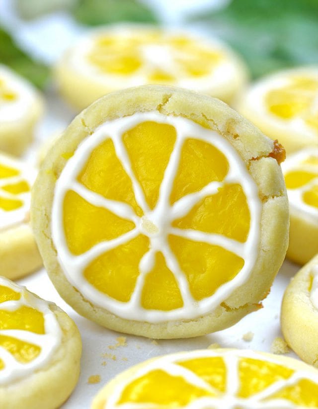 Lemon Shortbread Cookies | Made with White Chocolate and Lemon Curd