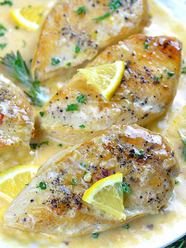 Slow Cooker Lemon Garlic Chicken | A Crock Pot Chicken Breast Recipe