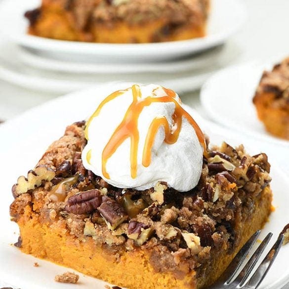 Pumpkin Crunch Cake – Jamie Cooks It Up