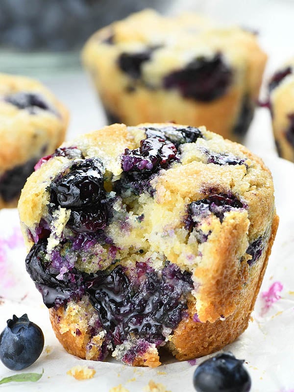 Blueberry Cobbler Muffins - OMG Chocolate Desserts