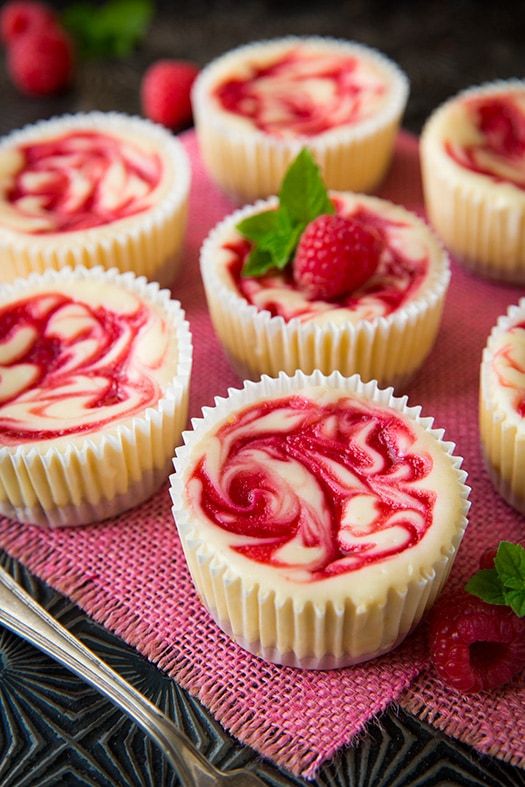 This Mini Cheesecake Recipe is Easy & Delicious - DIY Candy