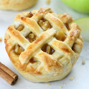 Mini Apple Pies - OMG Chocolate Desserts