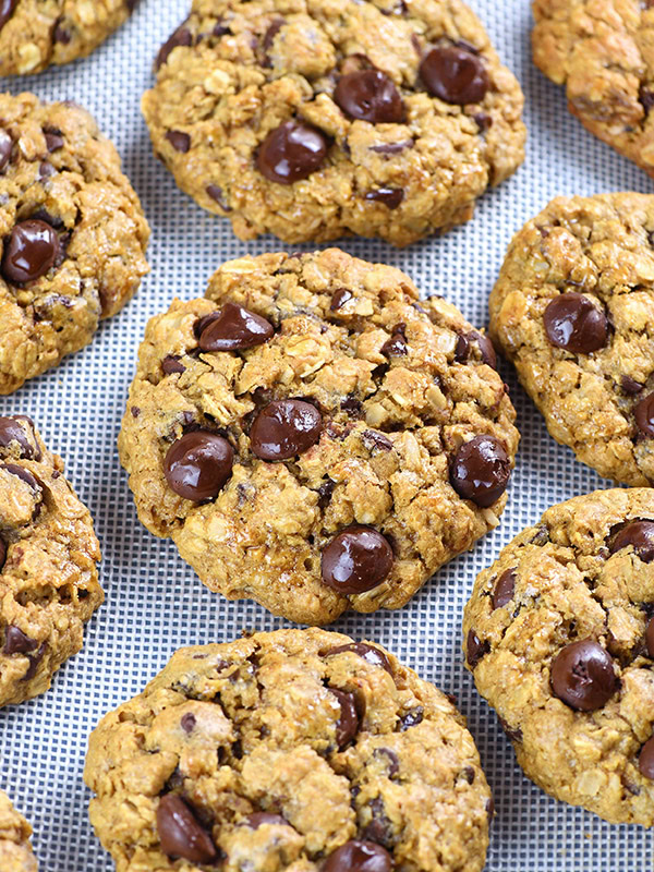 Chocolate Chip Oatmeal Cookies - Chewy, Delicious, And Easy To Make!